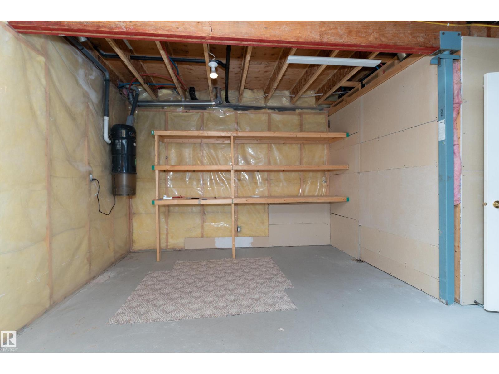 1213 115A ST NW, Edmonton