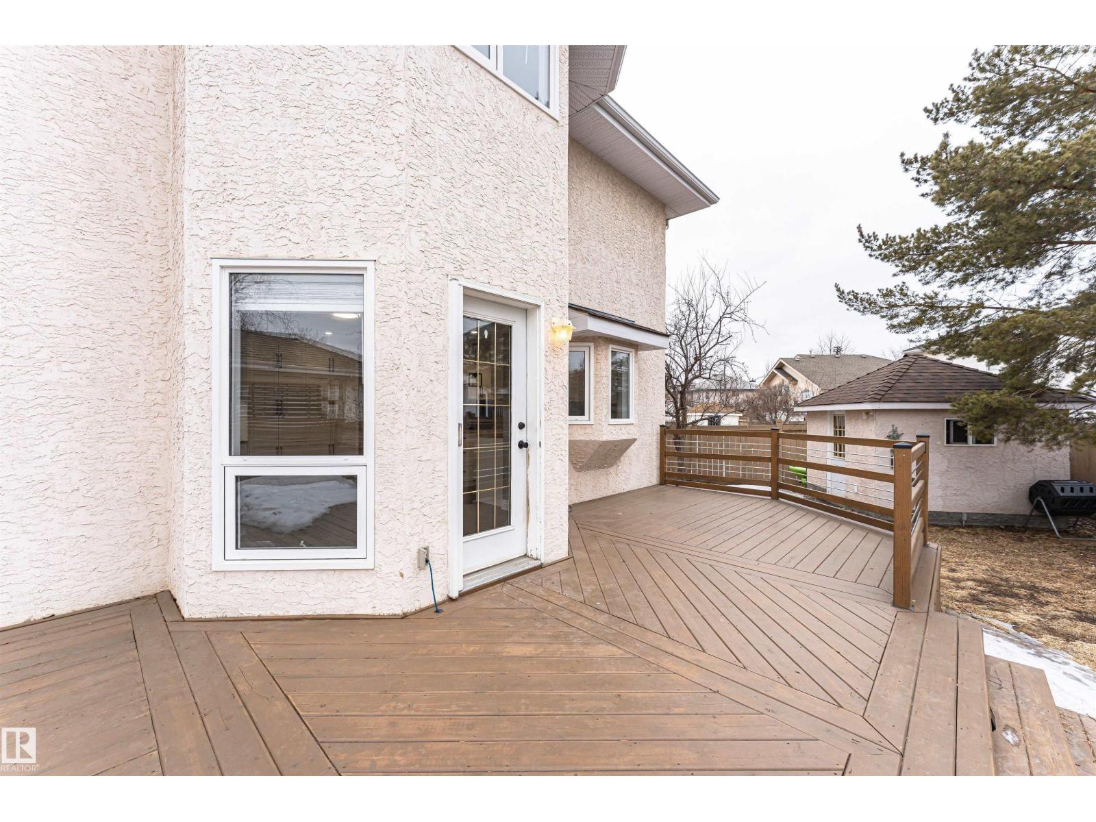 1213 115A ST NW, Edmonton