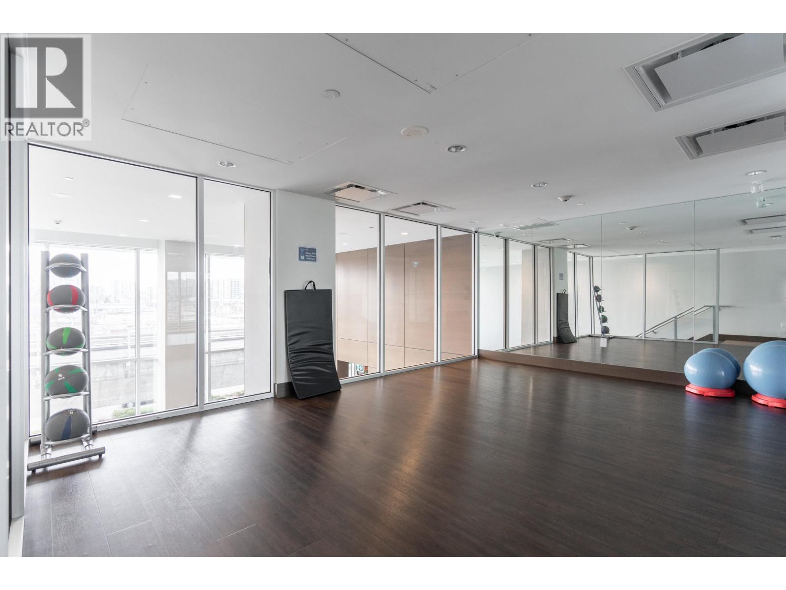 319 5580 NO. 3 ROAD, Richmond