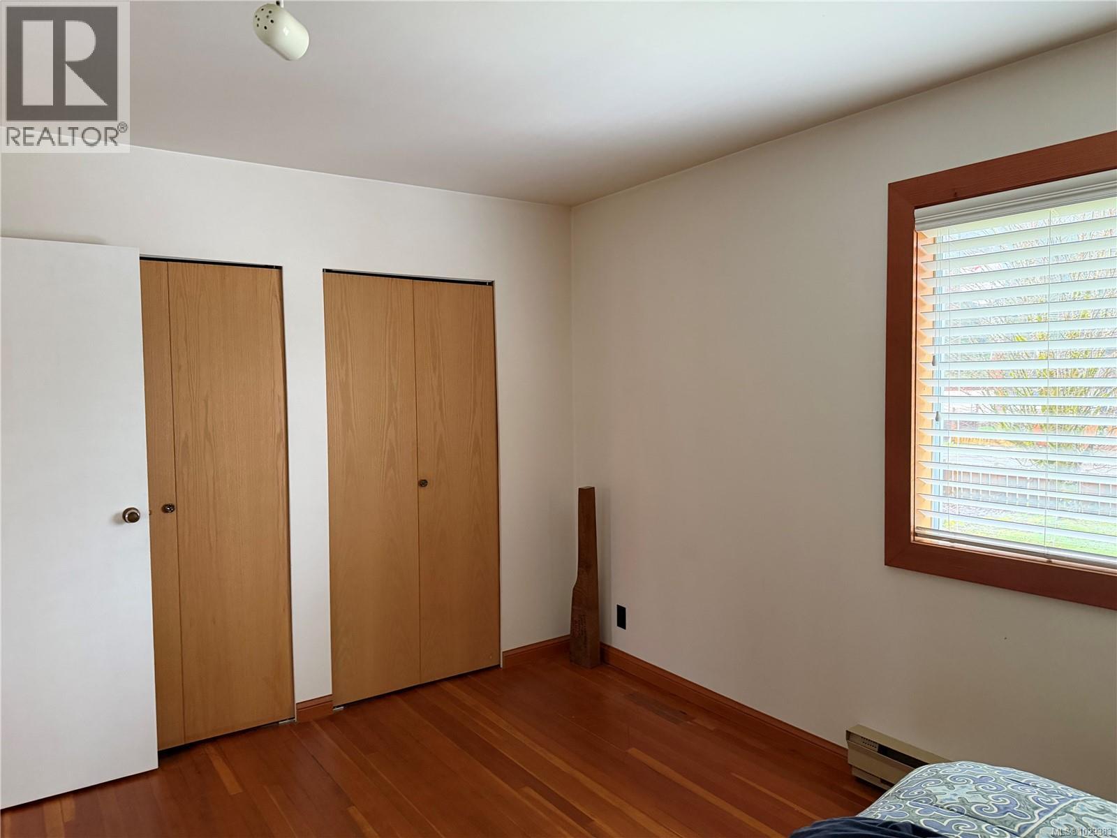147 Maquinna Ave - 24