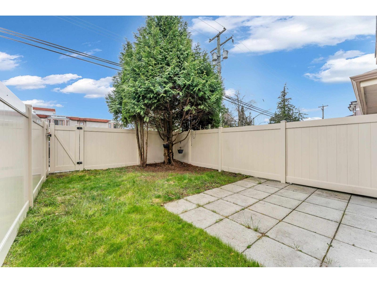 4 14921 THRIFT AVENUE, White Rock