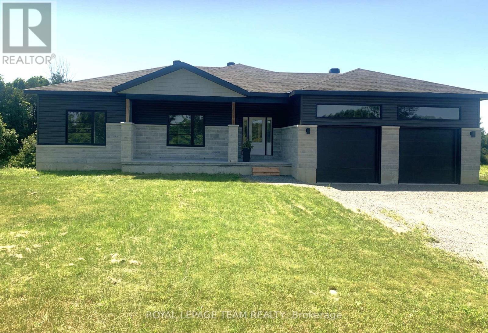 465 PIONEER ROAD - 2