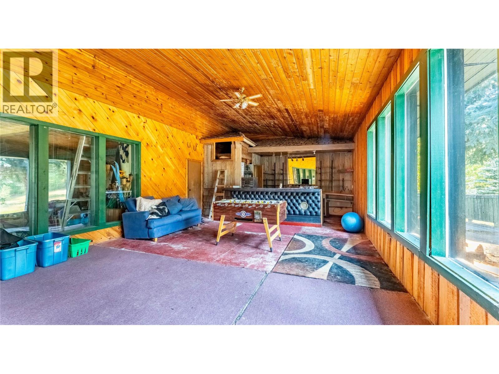 4580 44th Street, Canyon