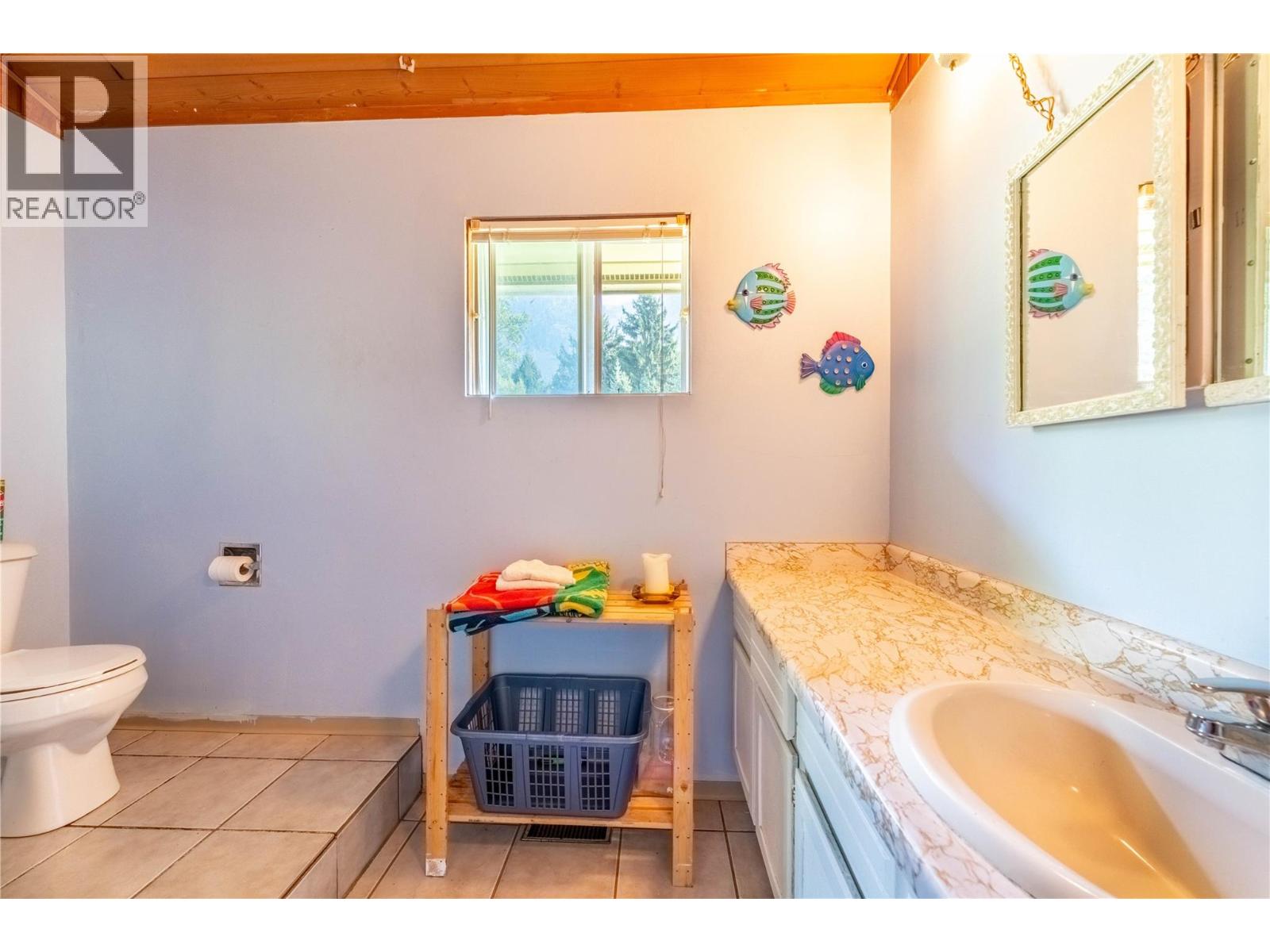 4580 44th Street, Canyon