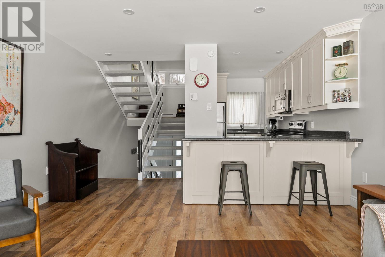 Property 23 of 39 of 473 Shore Drive