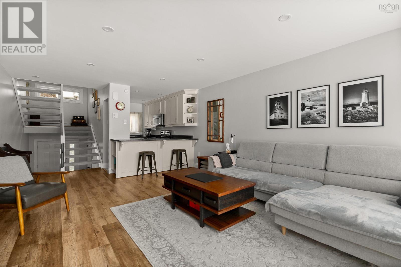 Property 33 of 39 of 473 Shore Drive