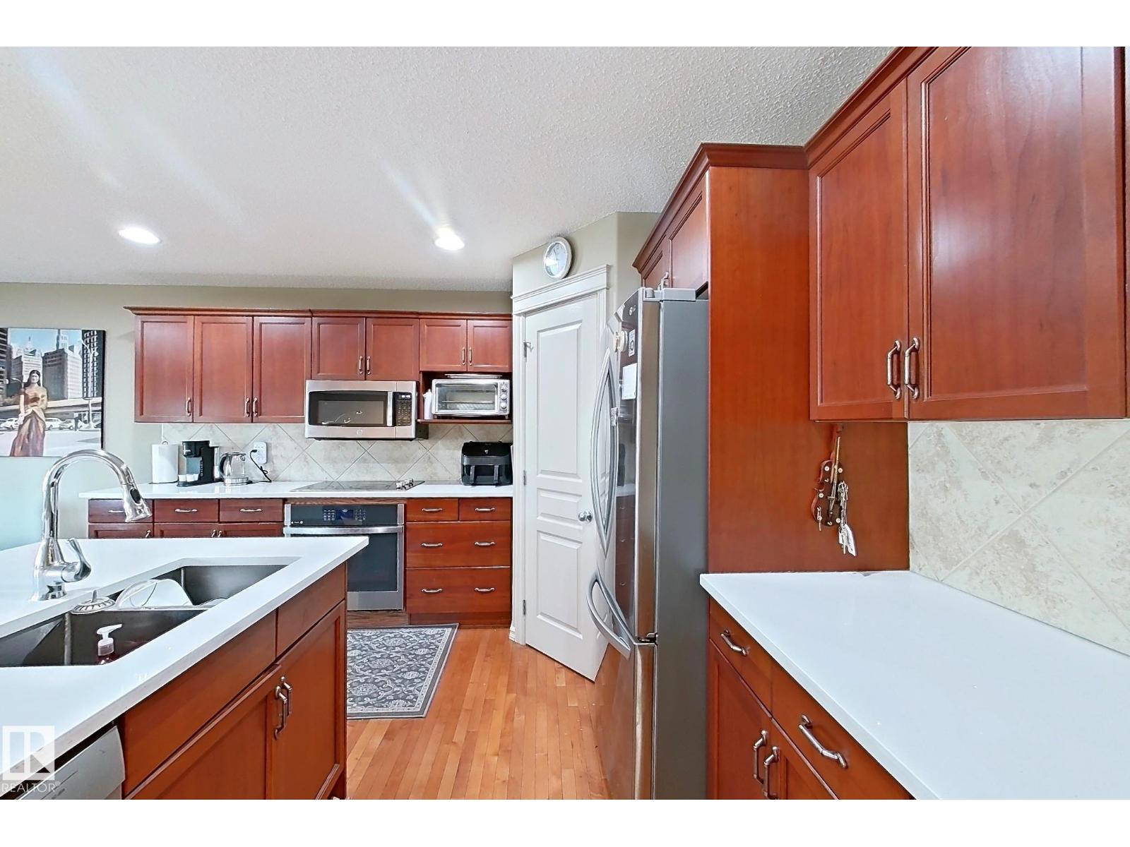 1206 MCKINNEY CO NW, Edmonton