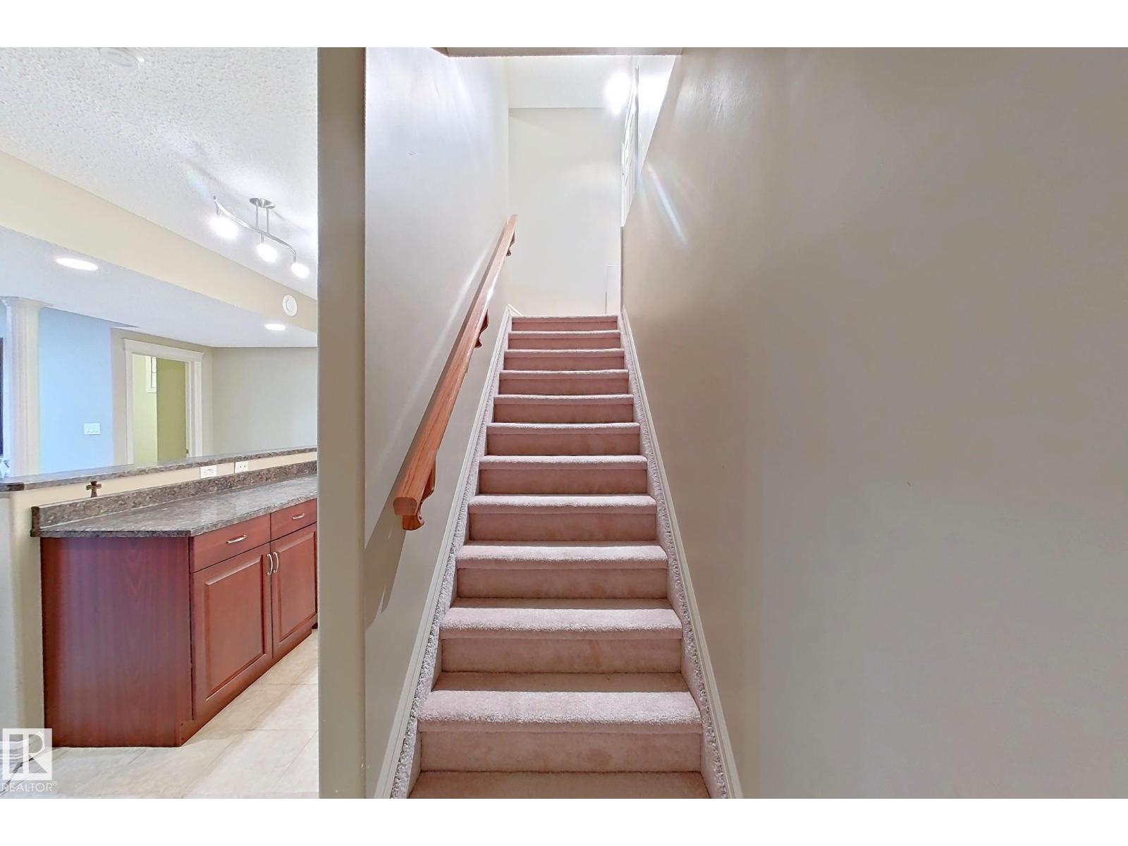 1206 MCKINNEY CO NW, Edmonton