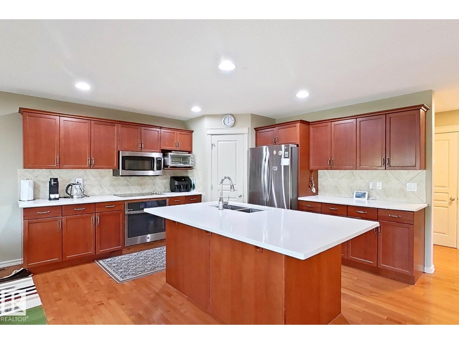 1206 MCKINNEY CO NW, Edmonton