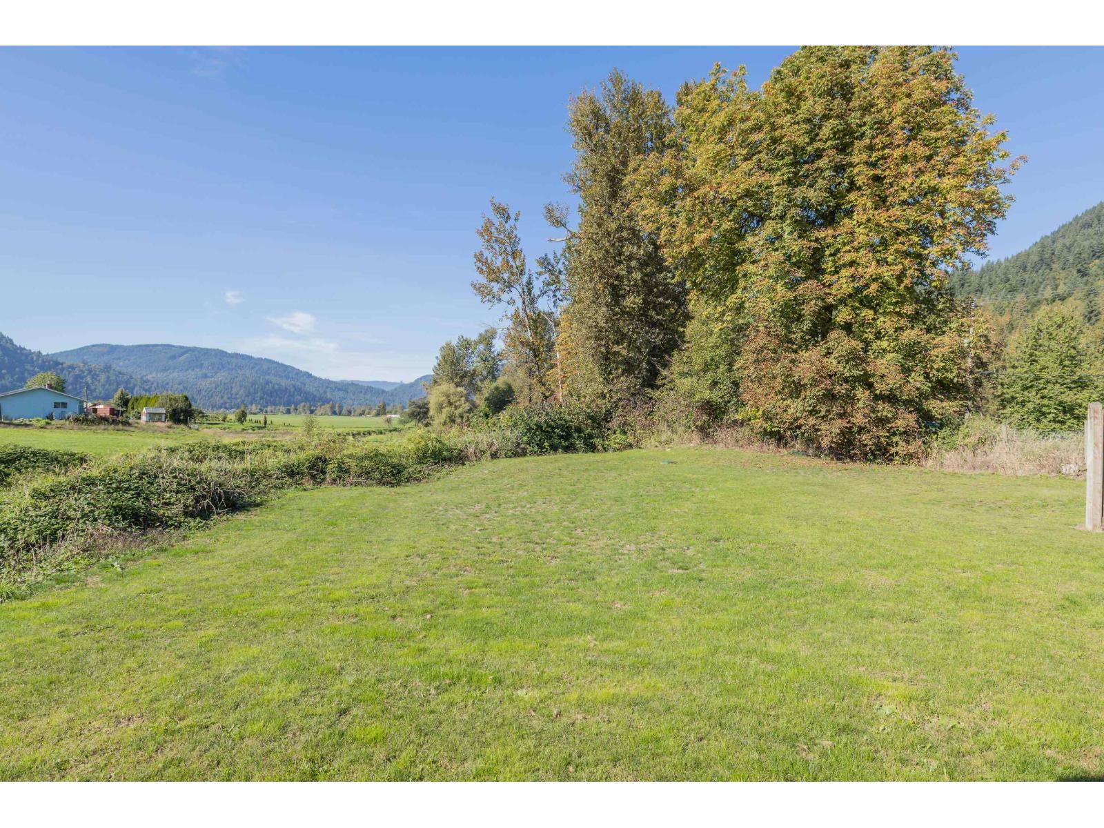 9183 SYLVESTER ROAD, Mission