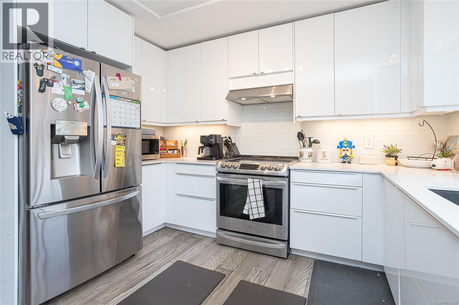 671 MARSH WREN PL - 10