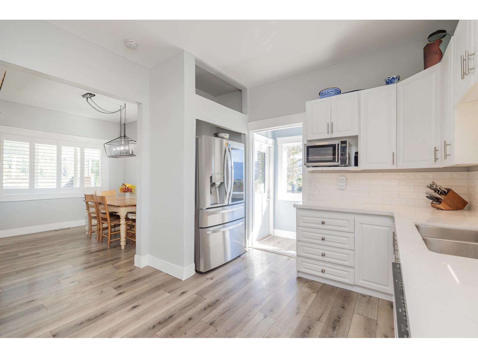 9183 SYLVESTER ROAD, Mission