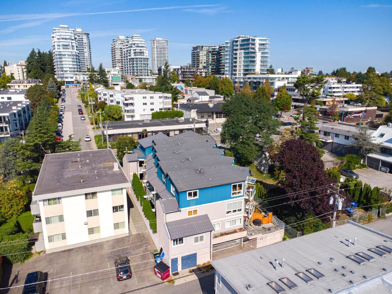 205 15154 ROPER AVENUE, White Rock