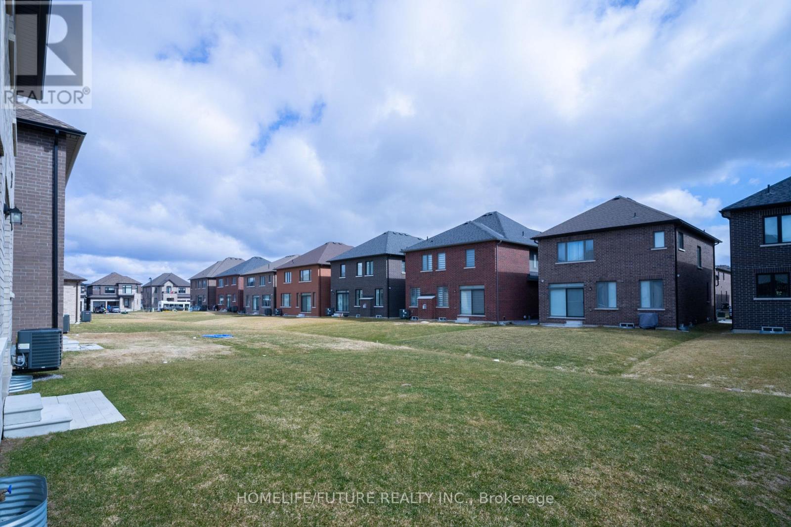 22 MCKAY AVENUE - 22