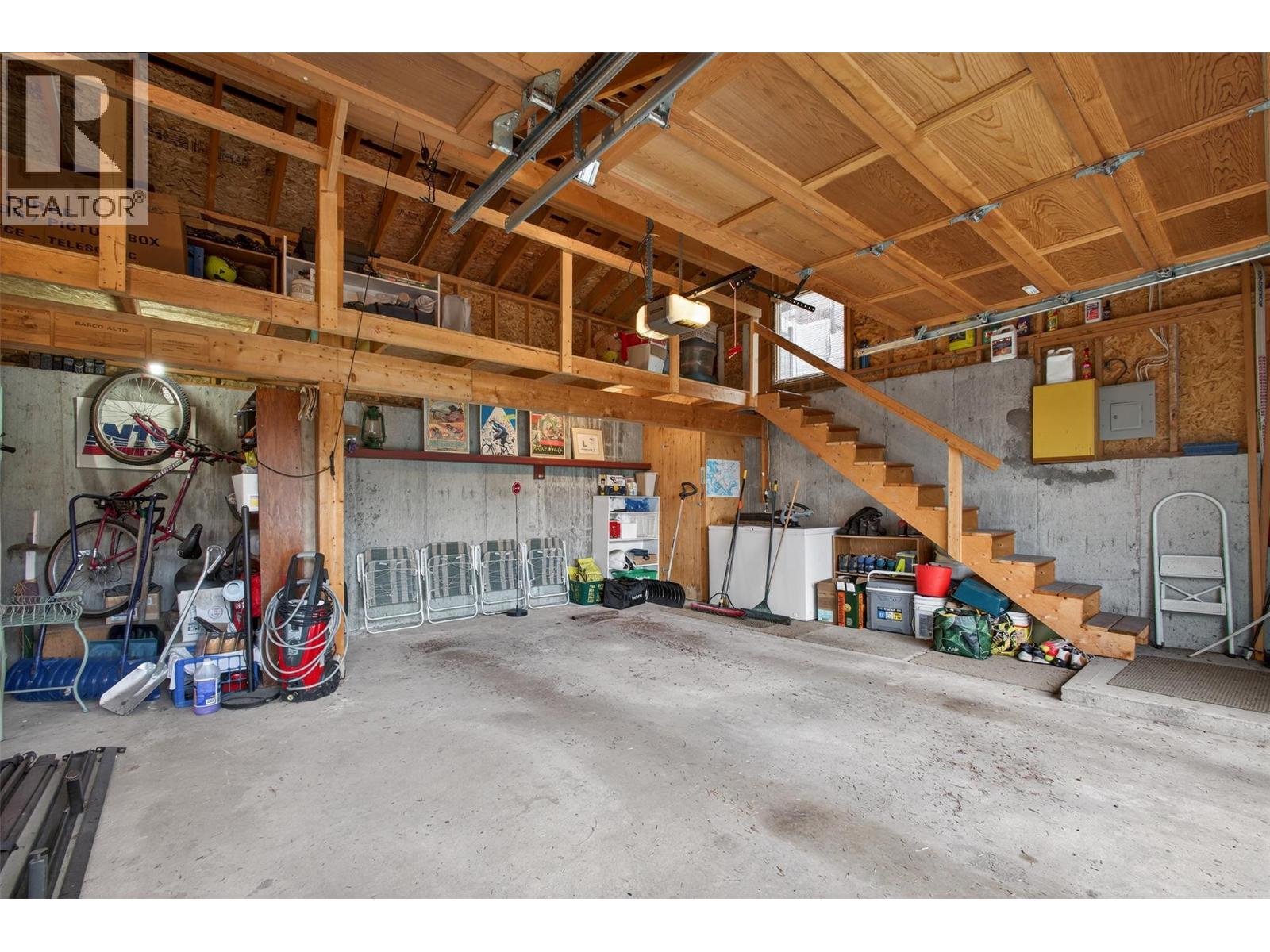 935 Lloyd Jones Drive - 37