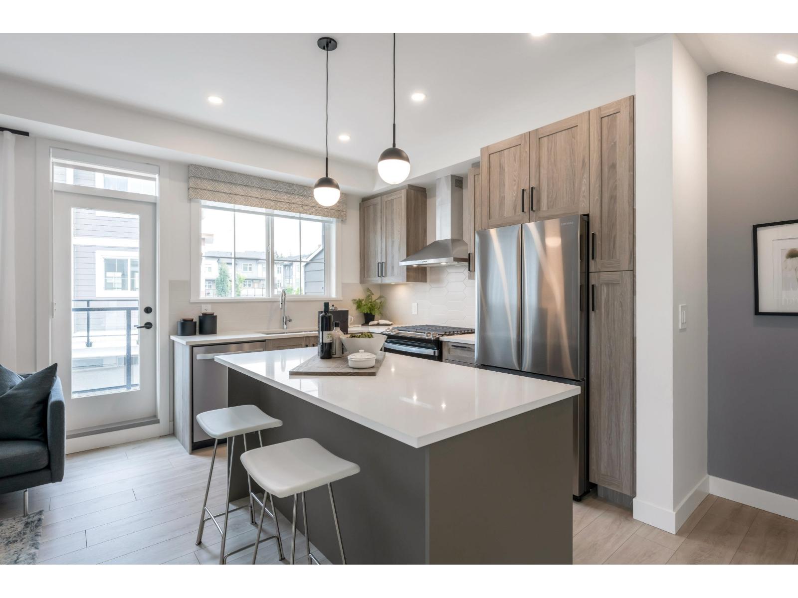 25 8433 203A STREET, Langley