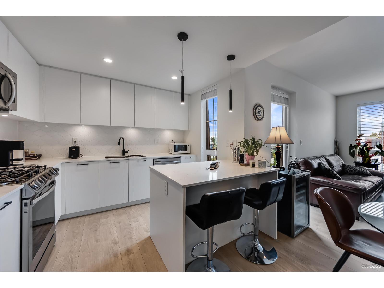 606 20052 83A AVENUE, Langley