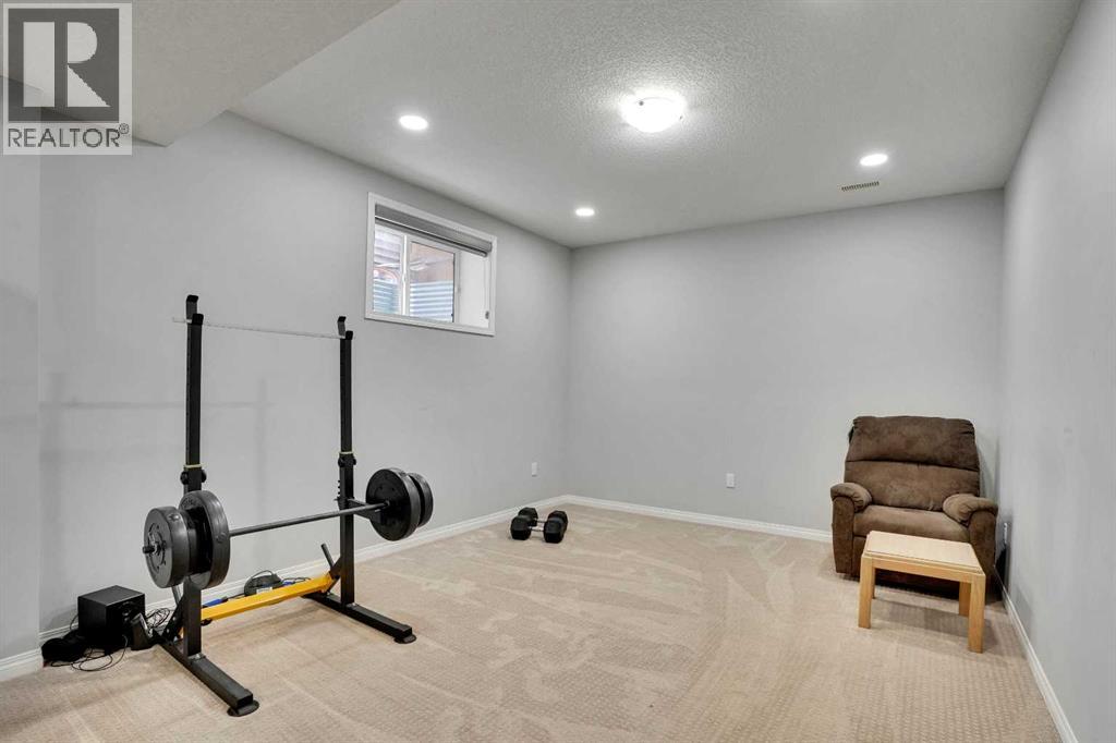 Single Family House for Sale in  Savanna Close NE Saddle Ridge Calgary 