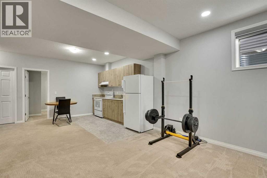 Single Family House for Sale in  Savanna Close NE Saddle Ridge Calgary 