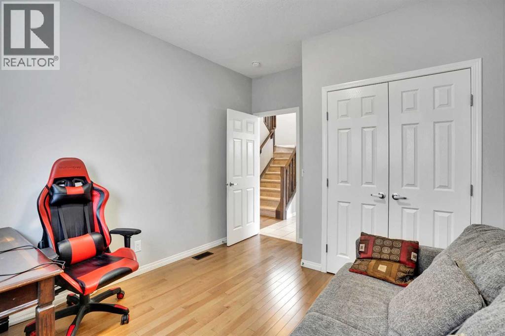 Single Family House for Sale in  Savanna Close NE Saddle Ridge Calgary 