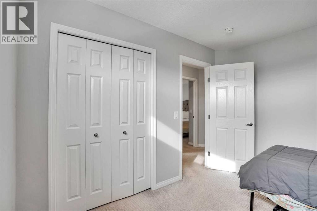 Single Family House for Sale in  Savanna Close NE Saddle Ridge Calgary 