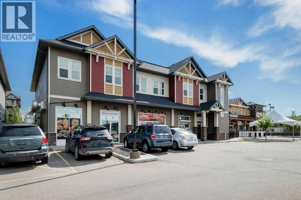 15 Sunset Square, Cochrane