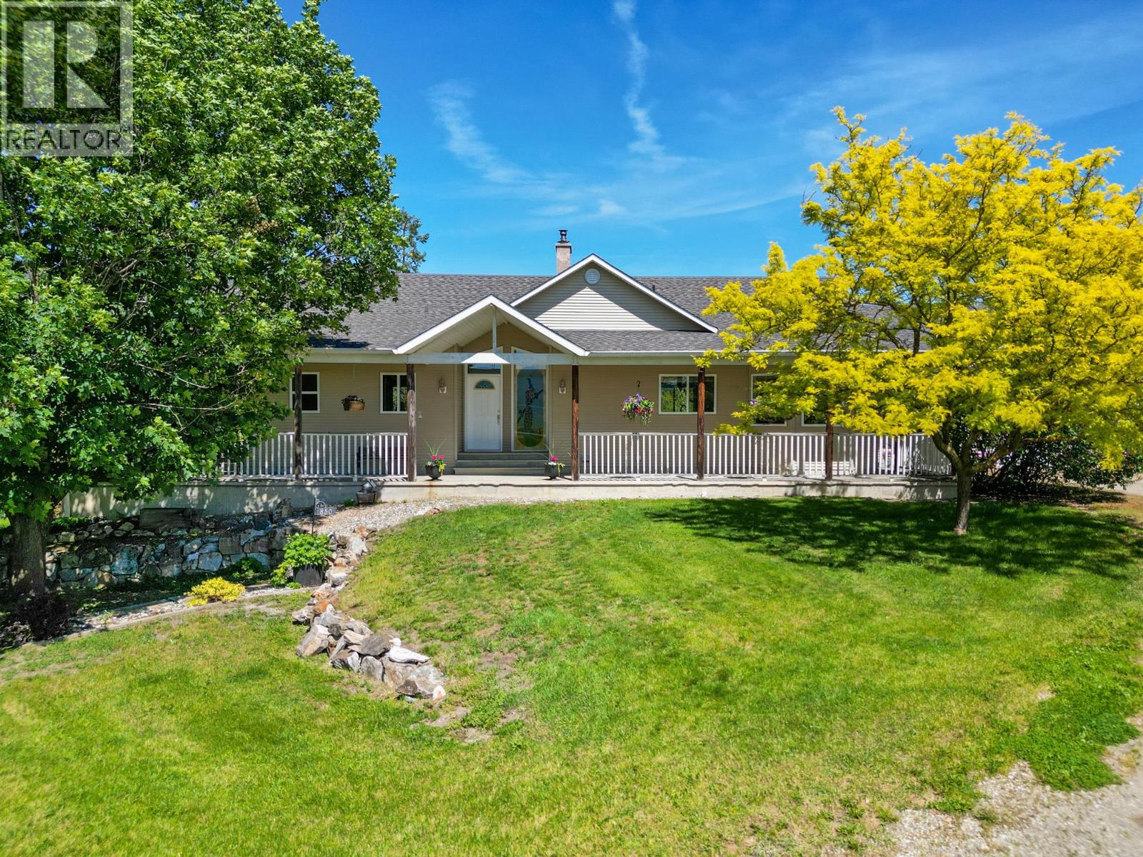  850 Fortune Road, Spallumcheen