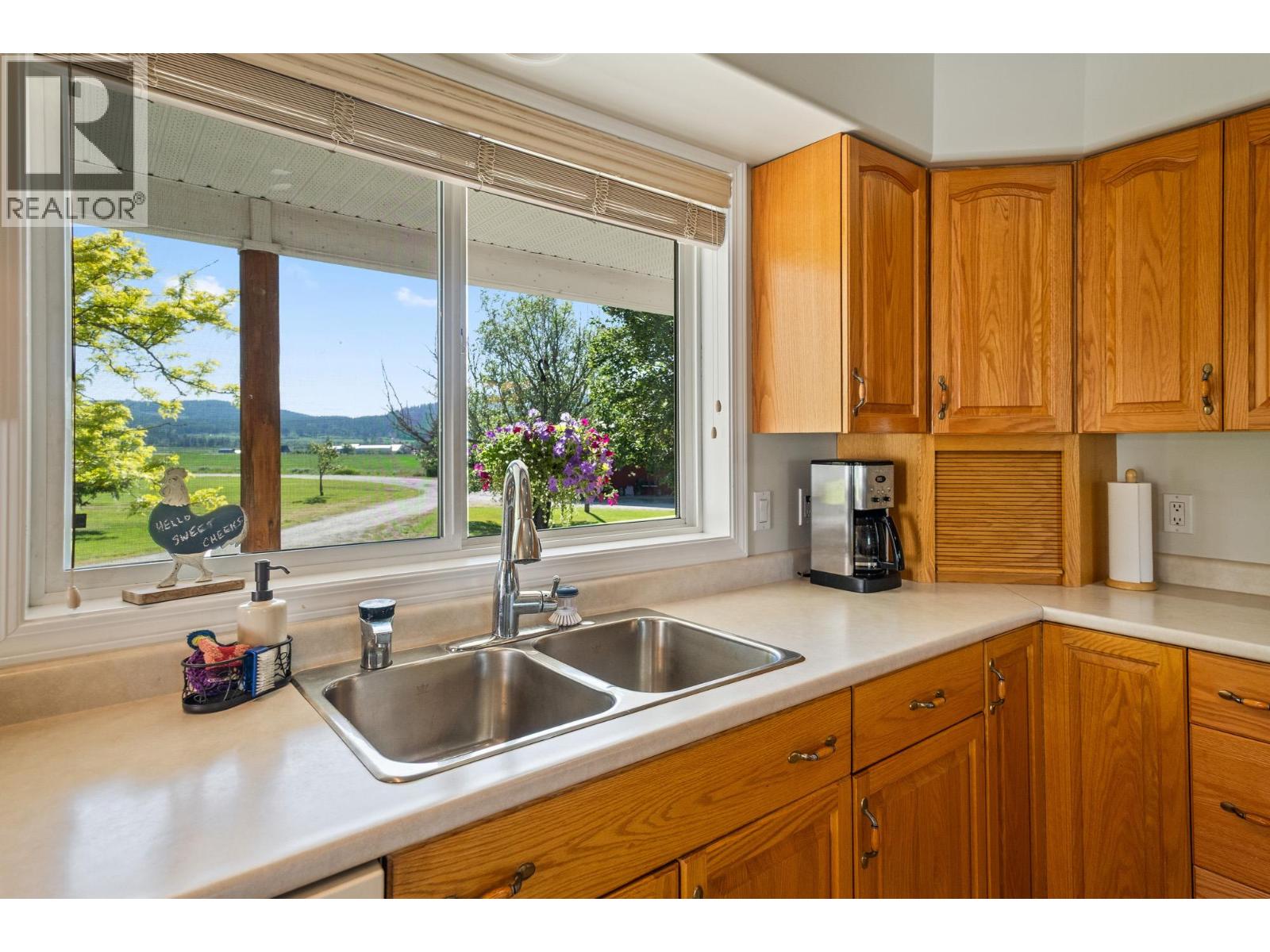  850 Fortune Road, Spallumcheen