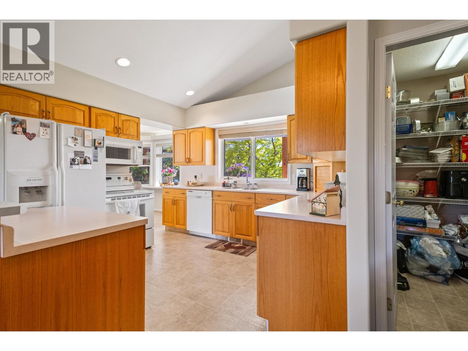  850 Fortune Road, Spallumcheen