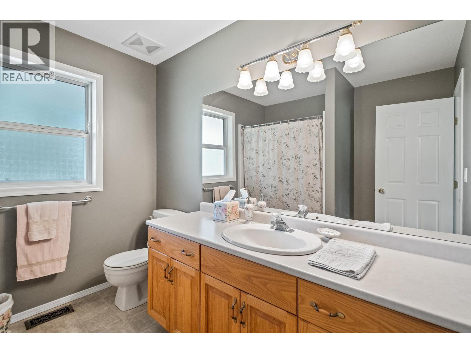  850 Fortune Road, Spallumcheen