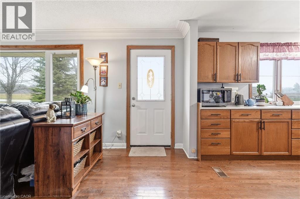 1767 CENTRE Road - 10