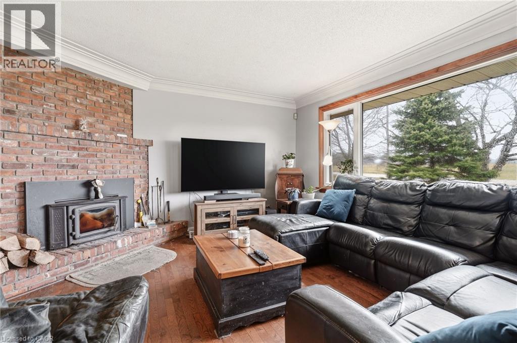 1767 CENTRE Road - 11