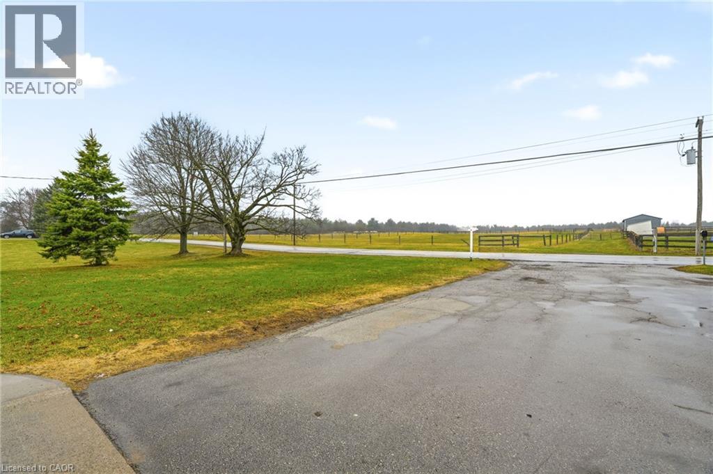 1767 CENTRE Road - 4