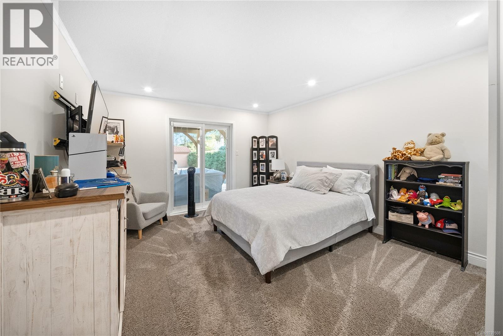 575 Johnstone Rd, Parksville