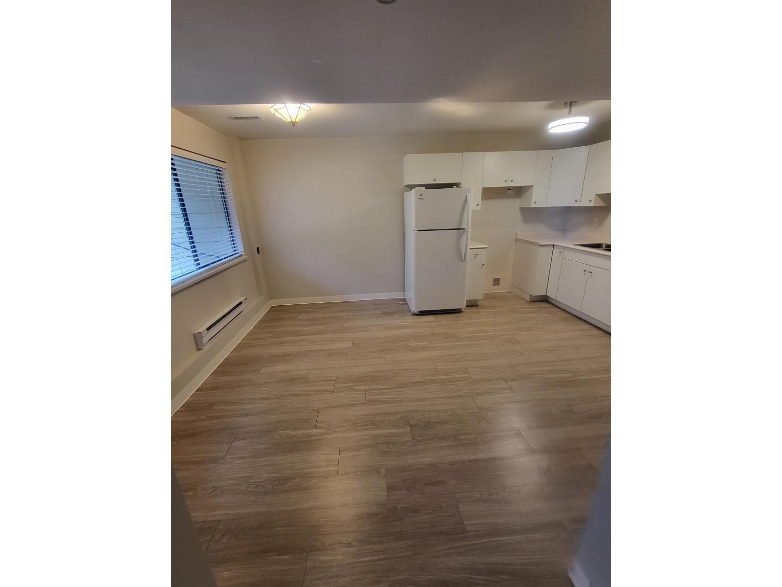 1232 FOSTER STREET, White Rock