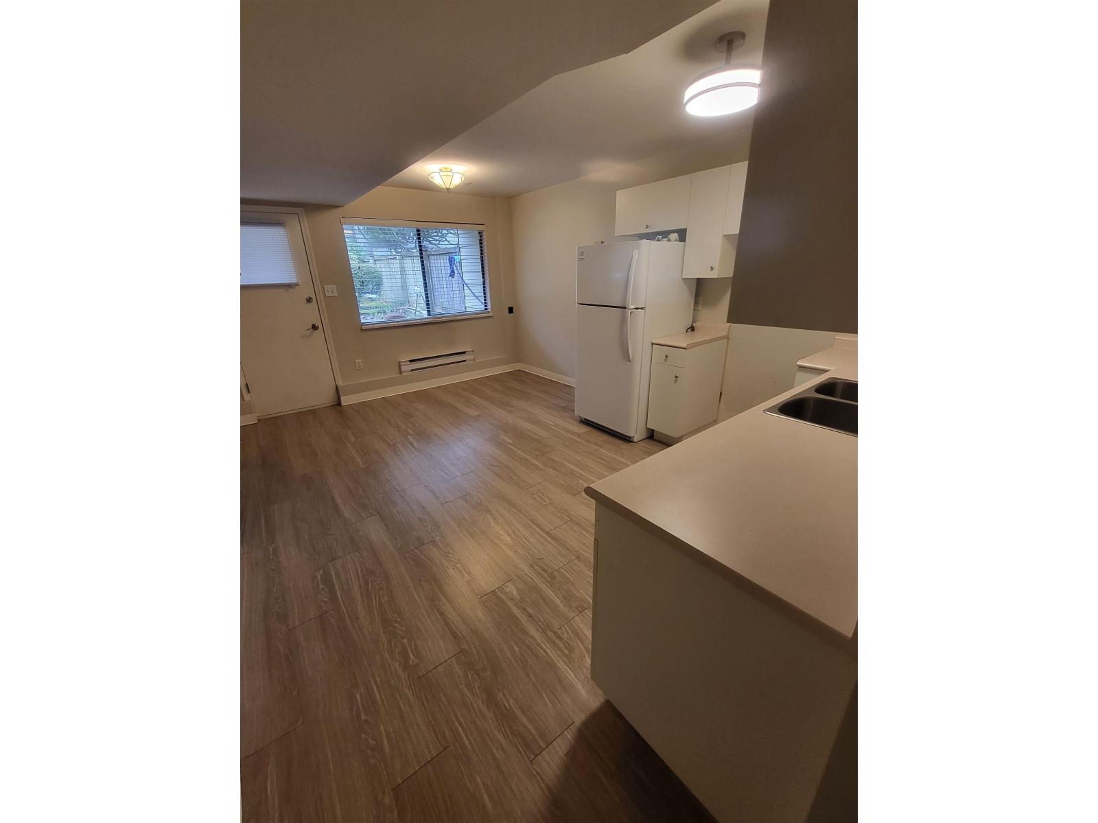 1232 FOSTER STREET, White Rock