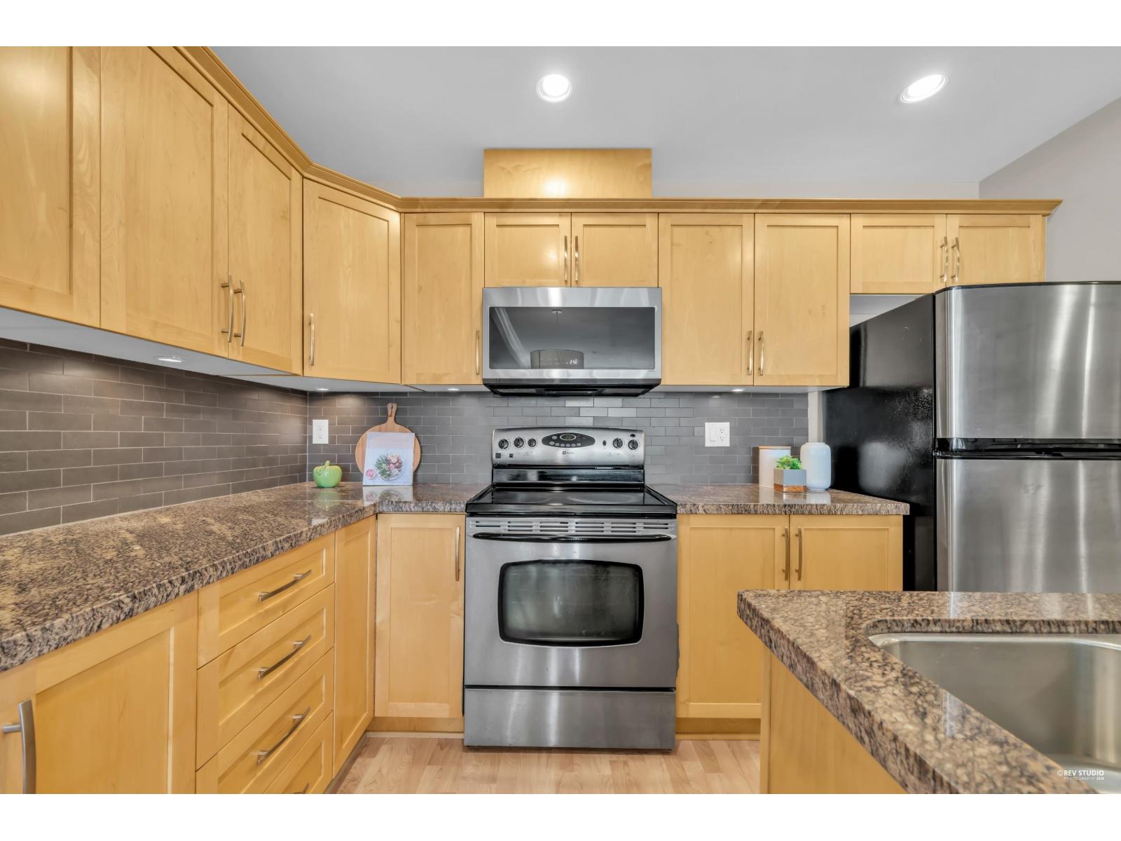 312 5430 201 STREET, Langley