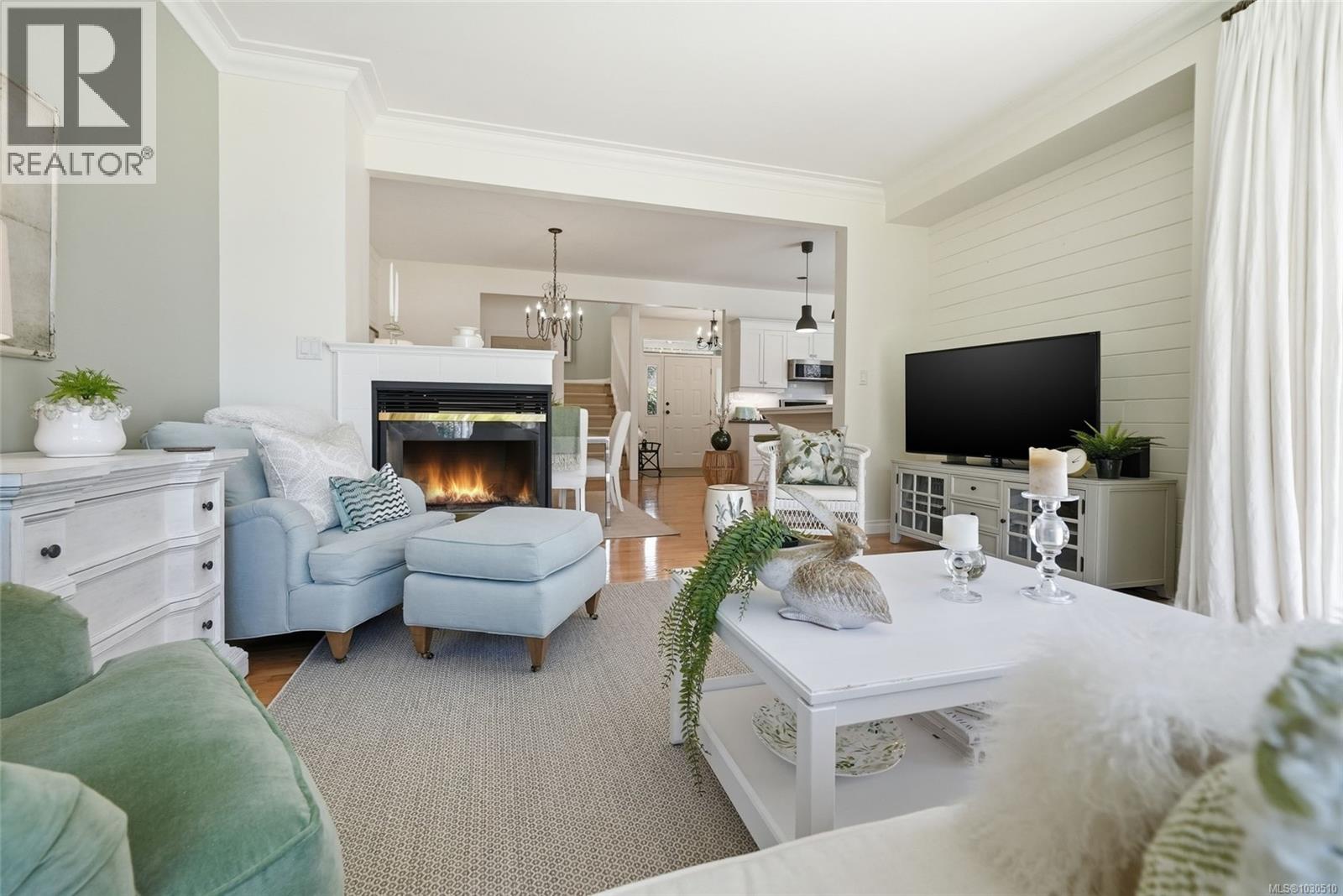 521 Point Ideal Dr, Lake Cowichan