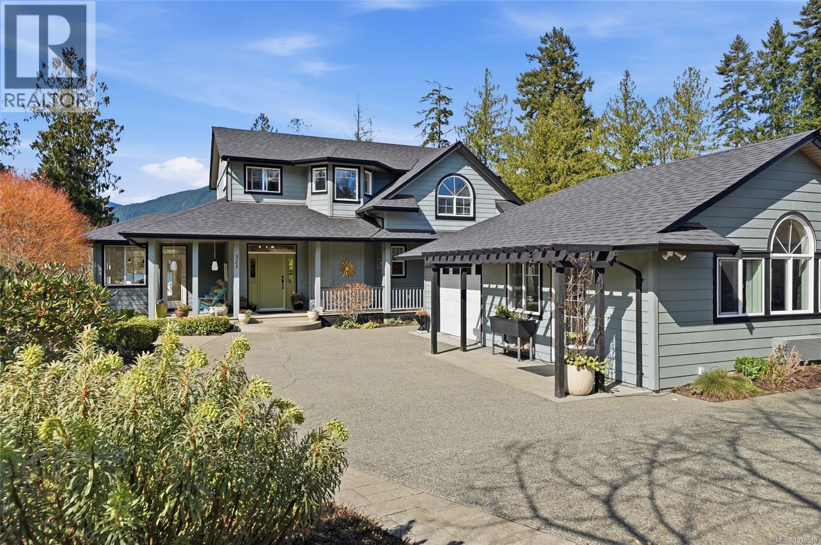 521 Point Ideal Dr, Lake Cowichan