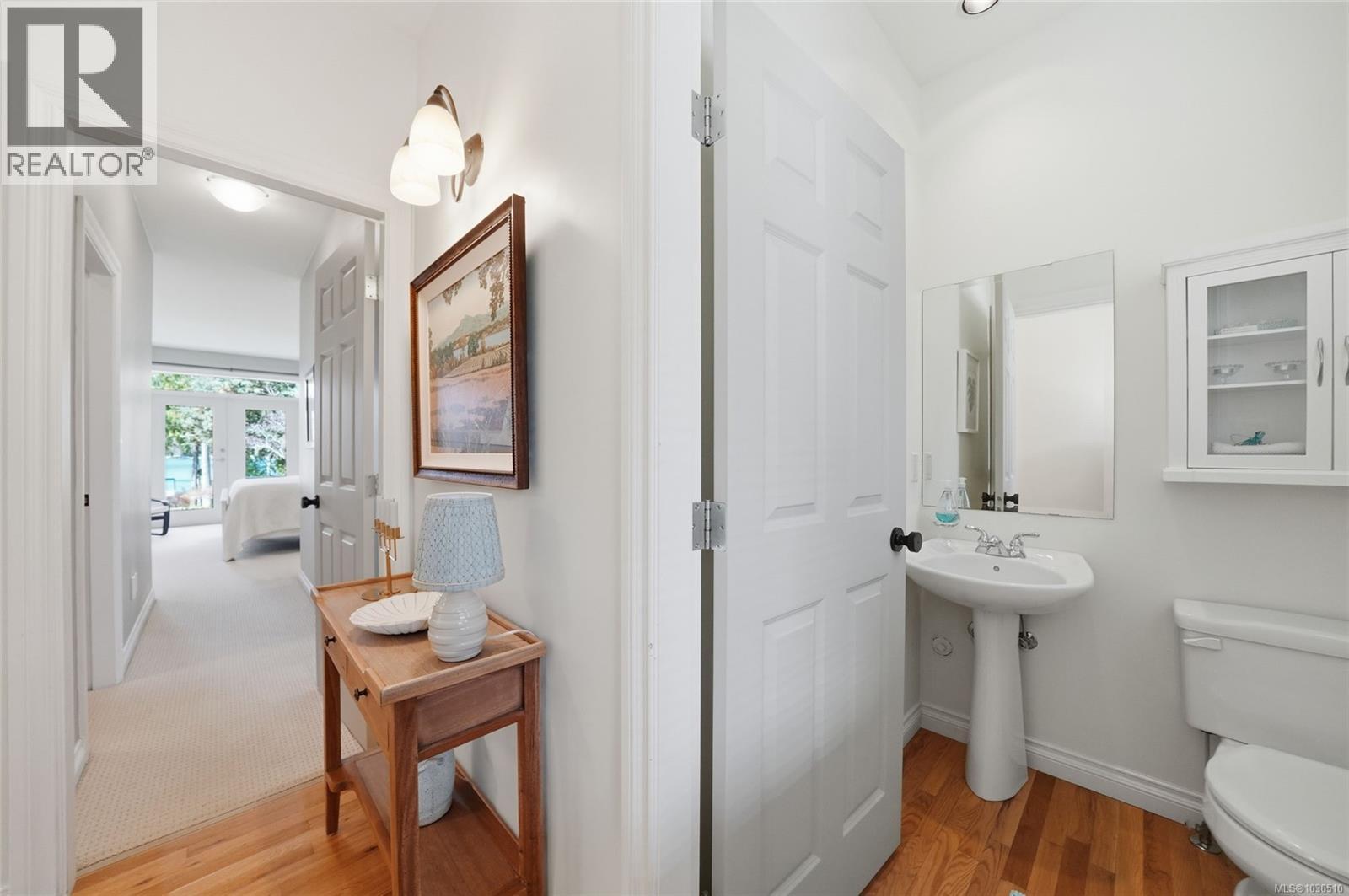 521 Point Ideal Dr, Lake Cowichan