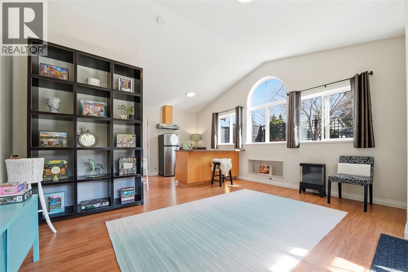 521 Point Ideal Dr, Lake Cowichan