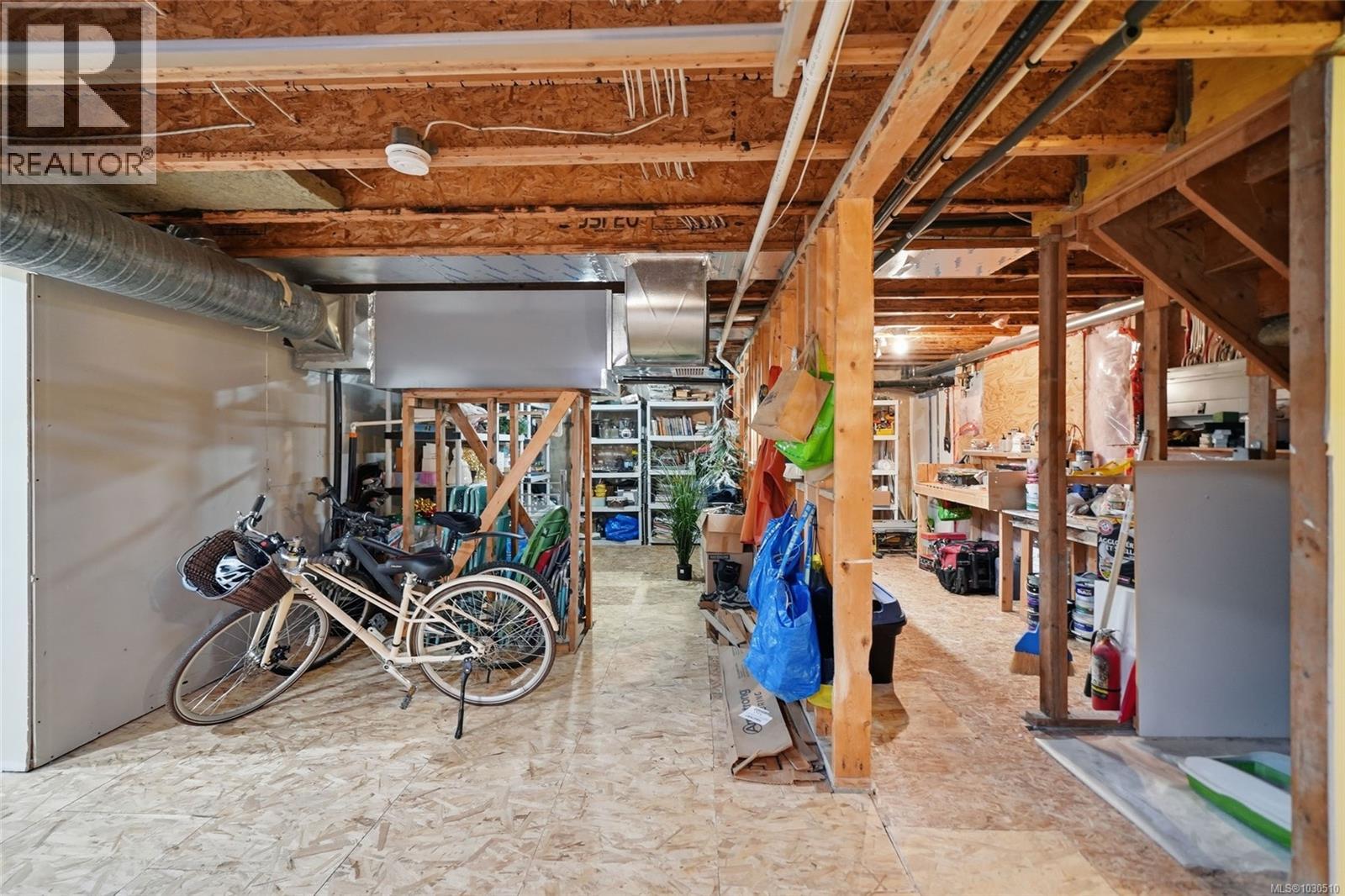 521 Point Ideal Dr, Lake Cowichan