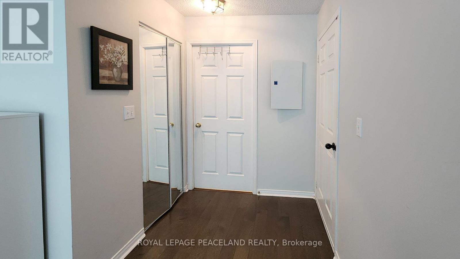#409 18 PEMBERTON AVENUE - 22