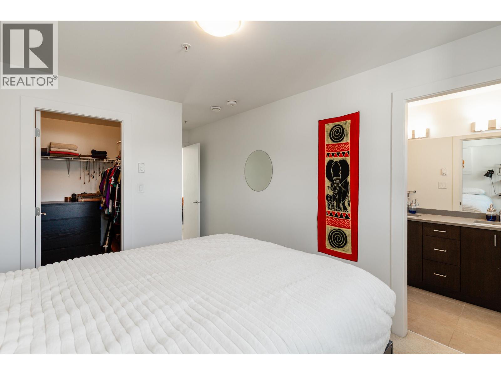 204 39767 GOVERNMENT ROAD, Squamish