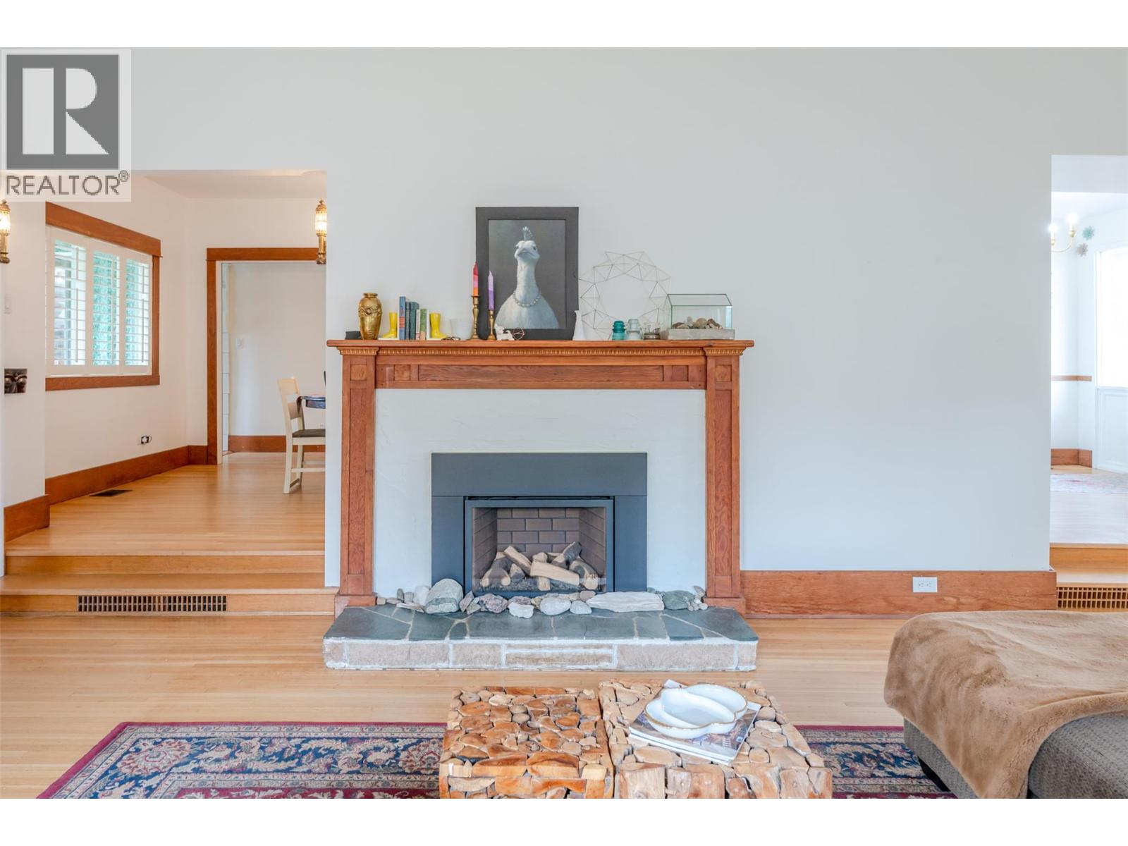 100 HUTH Avenue, Penticton