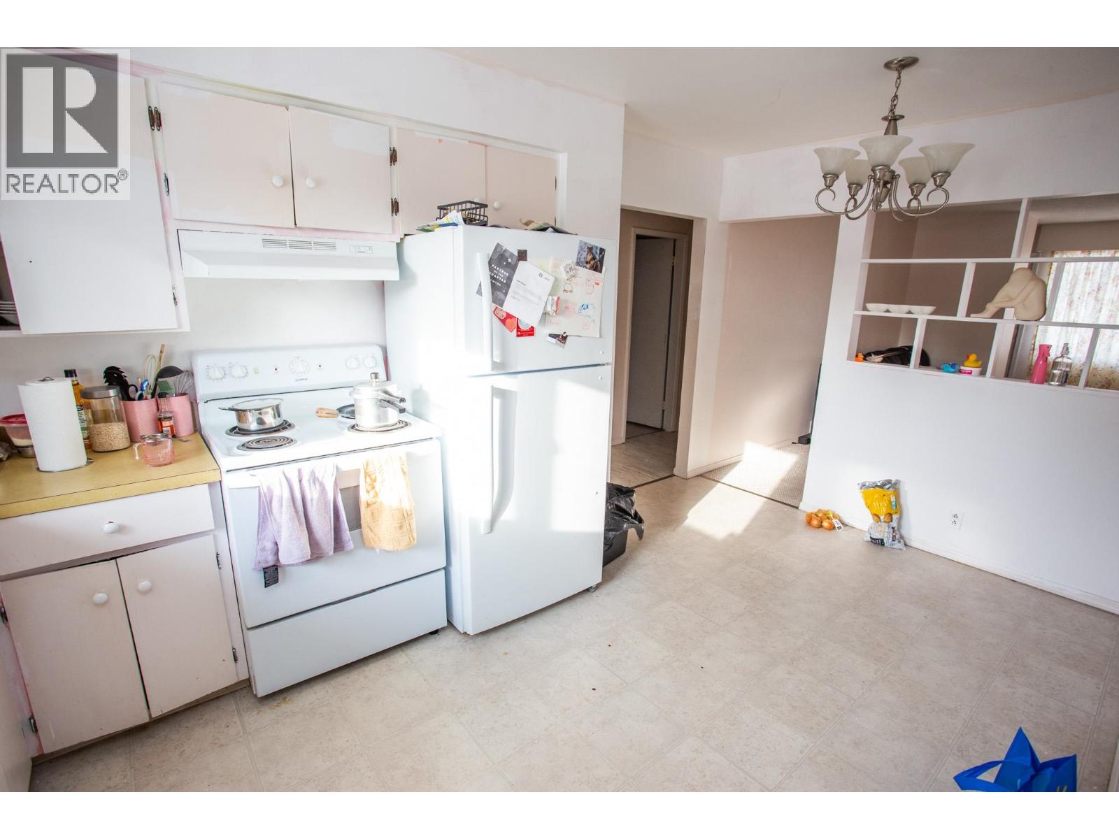 1402 FRASER CRESCENT - 7