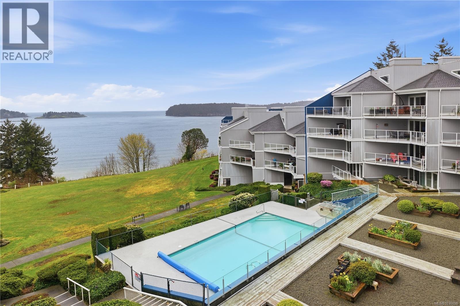 611 2562 Departure Bay Rd, Nanaimo