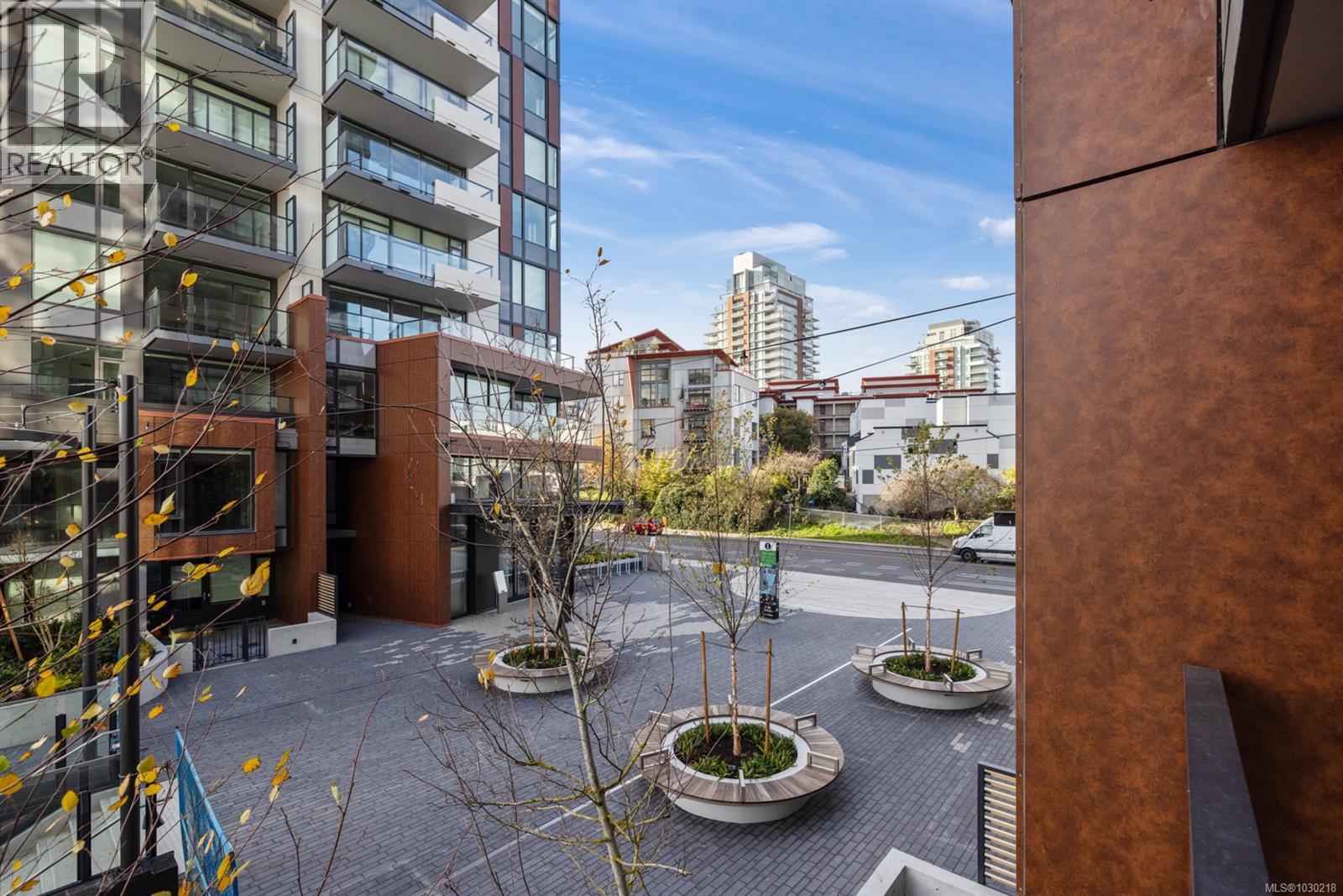 204 369 Tyee Rd, Victoria