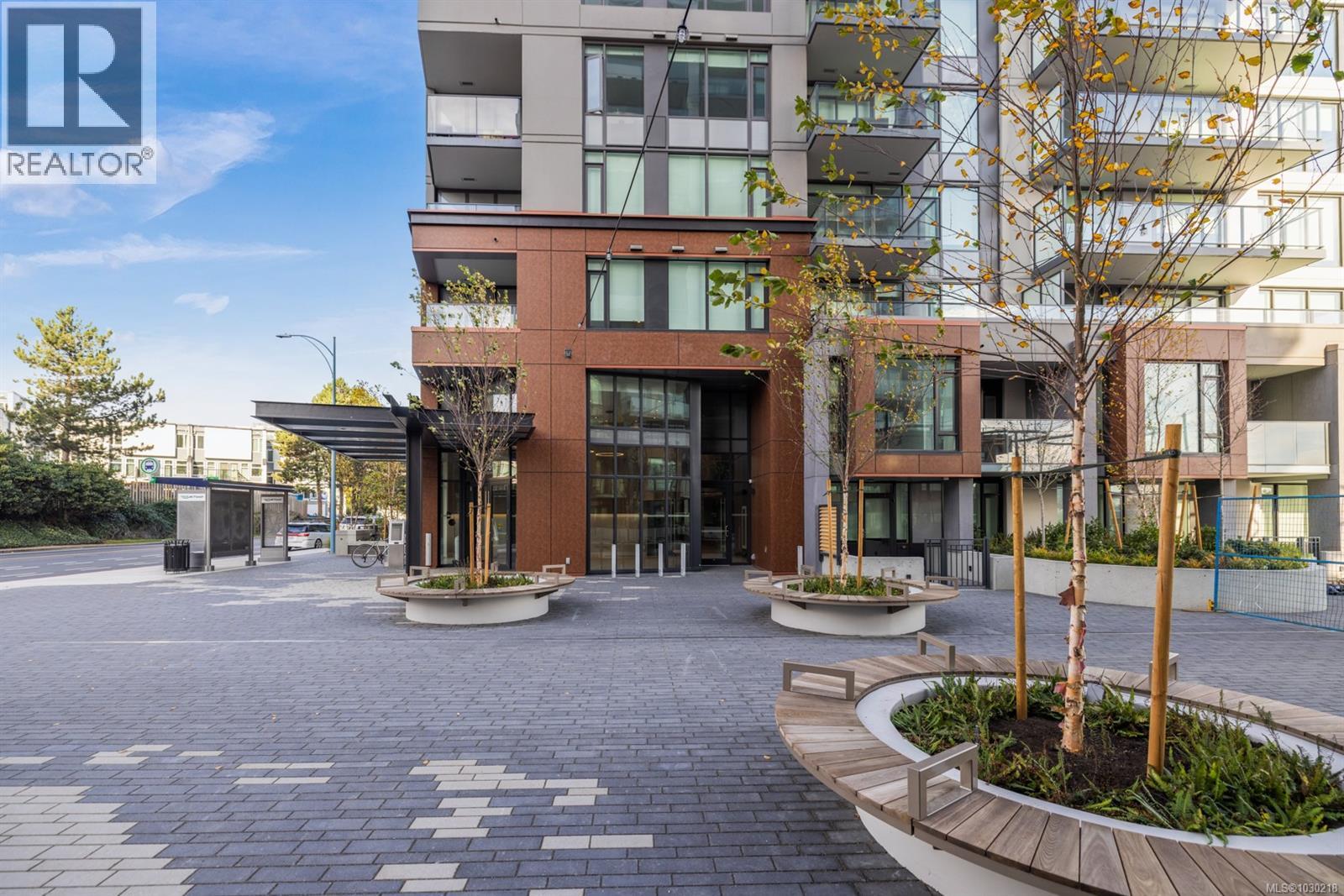 204 369 Tyee Rd, Victoria