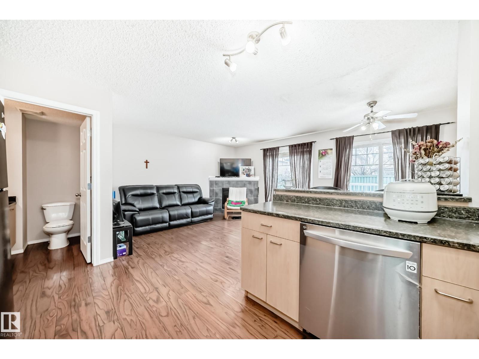 #34 12104 16 AV SW SW, Edmonton